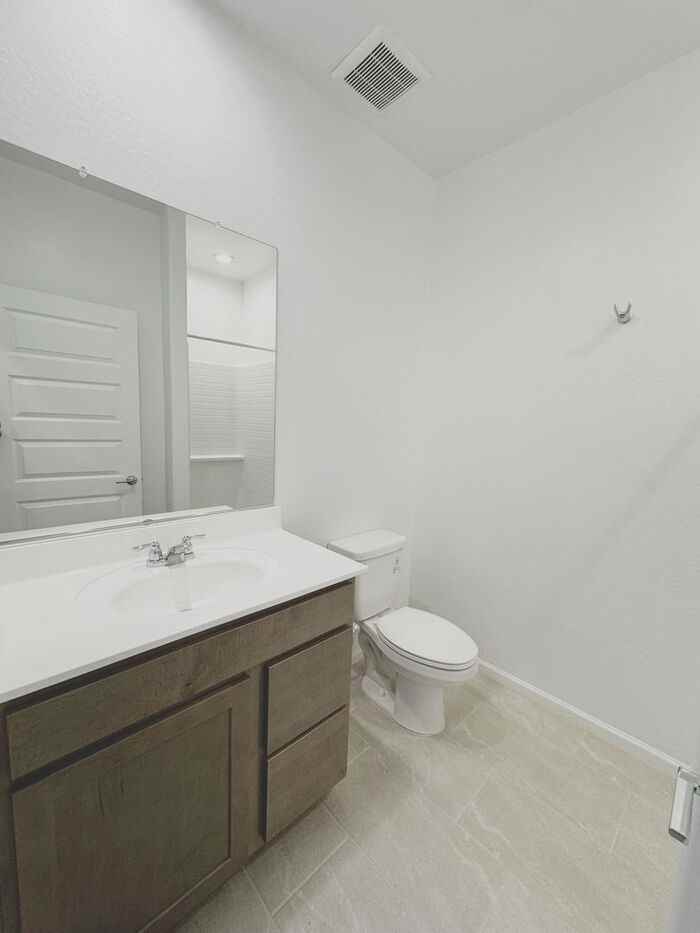 9528 W Cheery Lynn Rd - Photo 5 of 39