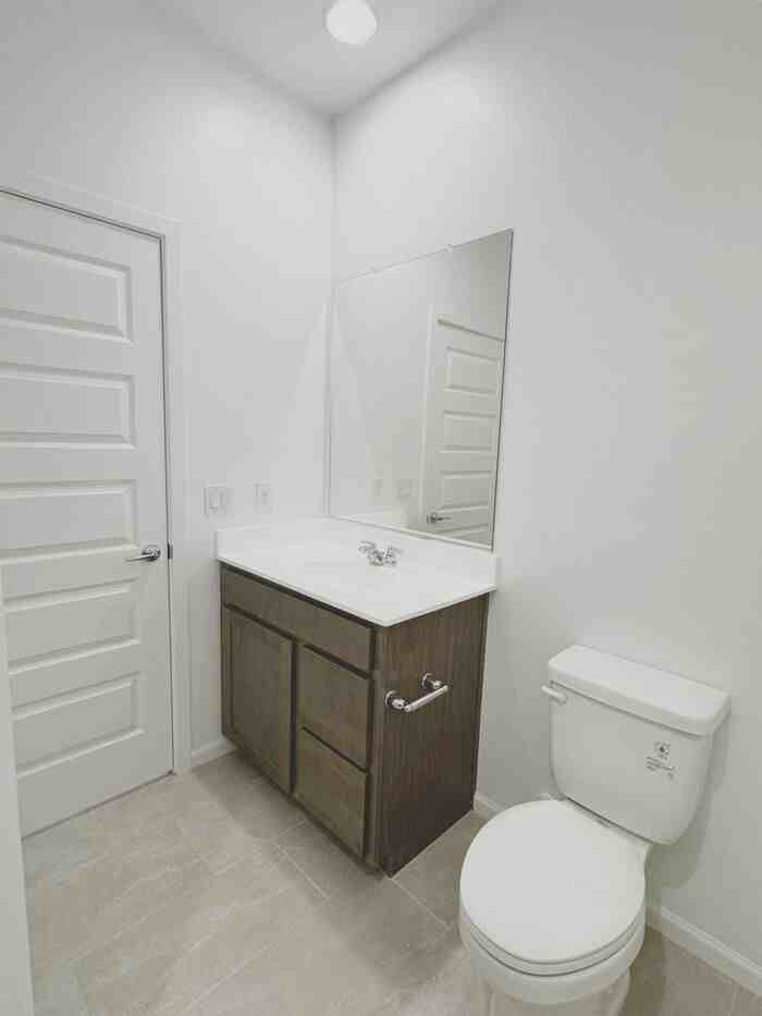 9528 W Cheery Lynn Rd - Photo 7 of 39