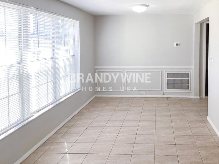 3535 Devonshire Dr - Photo 3 of 14