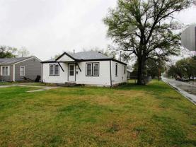 2229 W Irving St - Photo 1 of 1