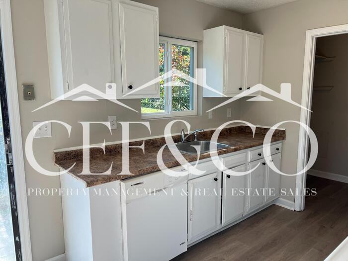 305 Powell Mill Rd #A - Photo 5 of 14