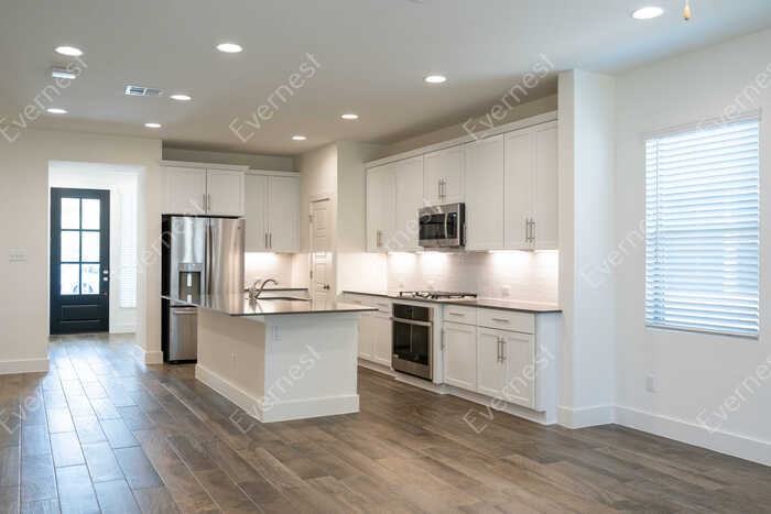 2312 Ringstaff Road - Photo 5 of 26