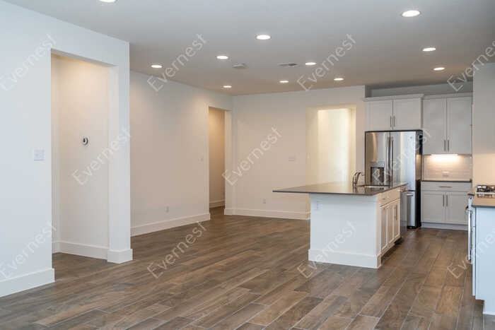 2312 Ringstaff Road - Photo 6 of 26