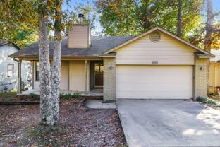 1919 Calgary Trl - Photo 1 of 1