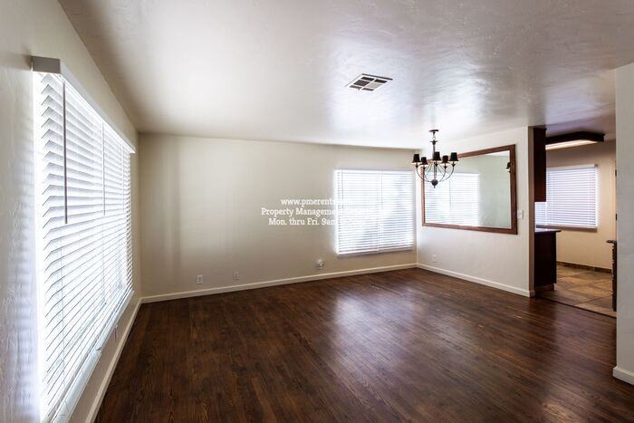 2745 Princeton Ave - Photo 5 of 16