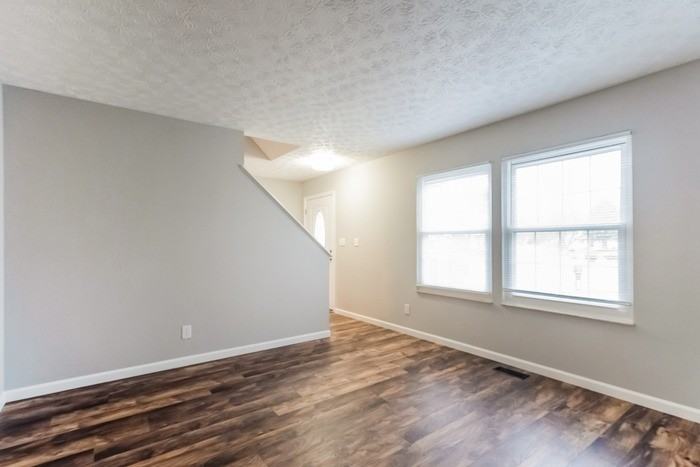 3316 Timber Oak Dr - Photo 5 of 12