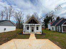 featured image of 512 N Mulberry St
