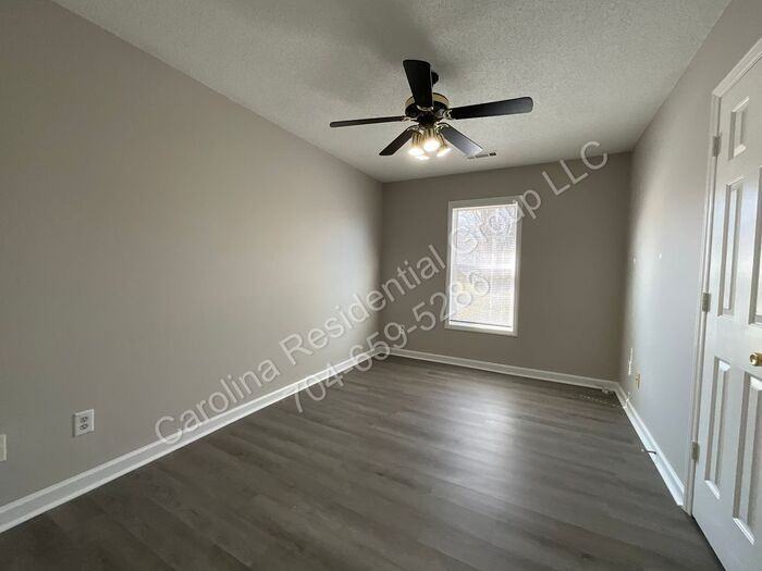 1742 Park Terrace Ln - Photo 7 of 16