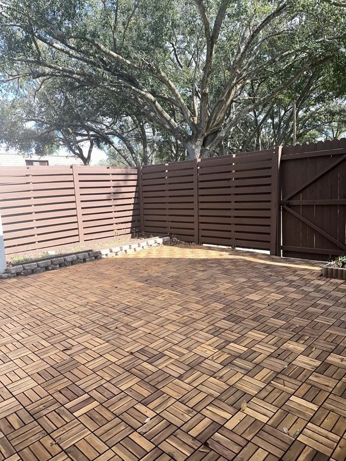 15206 W Pond Woods Dr - Photo 2 of 13