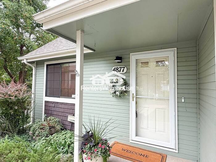 4877 Darwin Ct - Photo 2 of 27