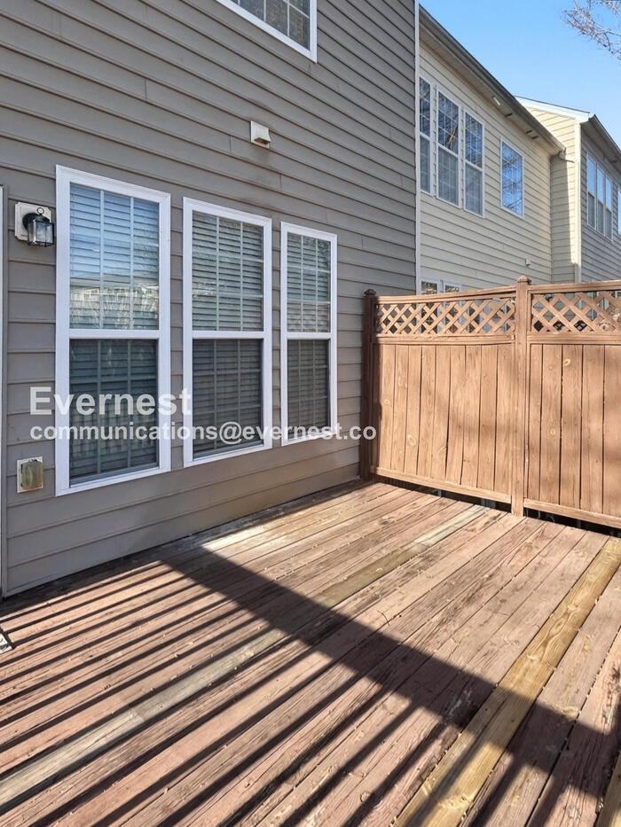 8730 Macedonia Lake Dr - Photo 4 of 26