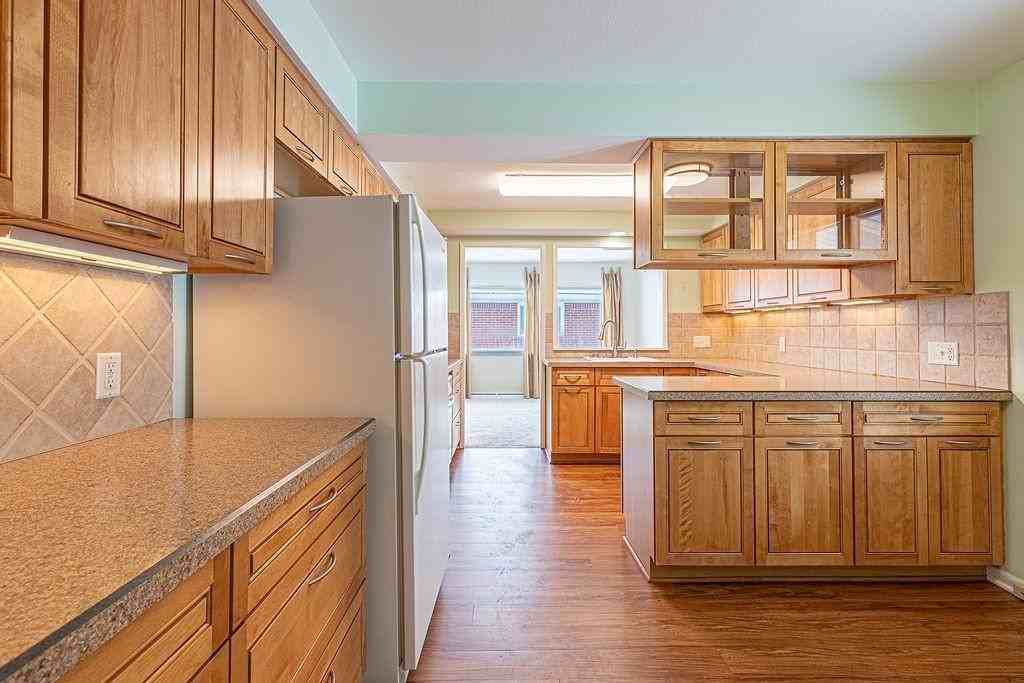 4121 Barbara Dr - Photo 5 of 46