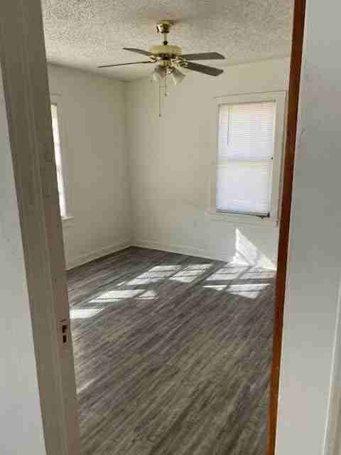 805 S Avenue A - Photo 5 of 5