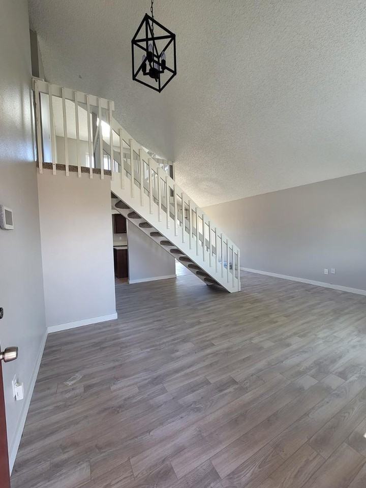 504 Turf Trail Pl - Photo 2 of 18