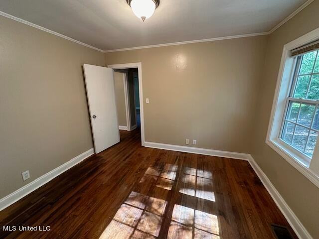 132 Meadowlane Dr - Photo 3 of 6