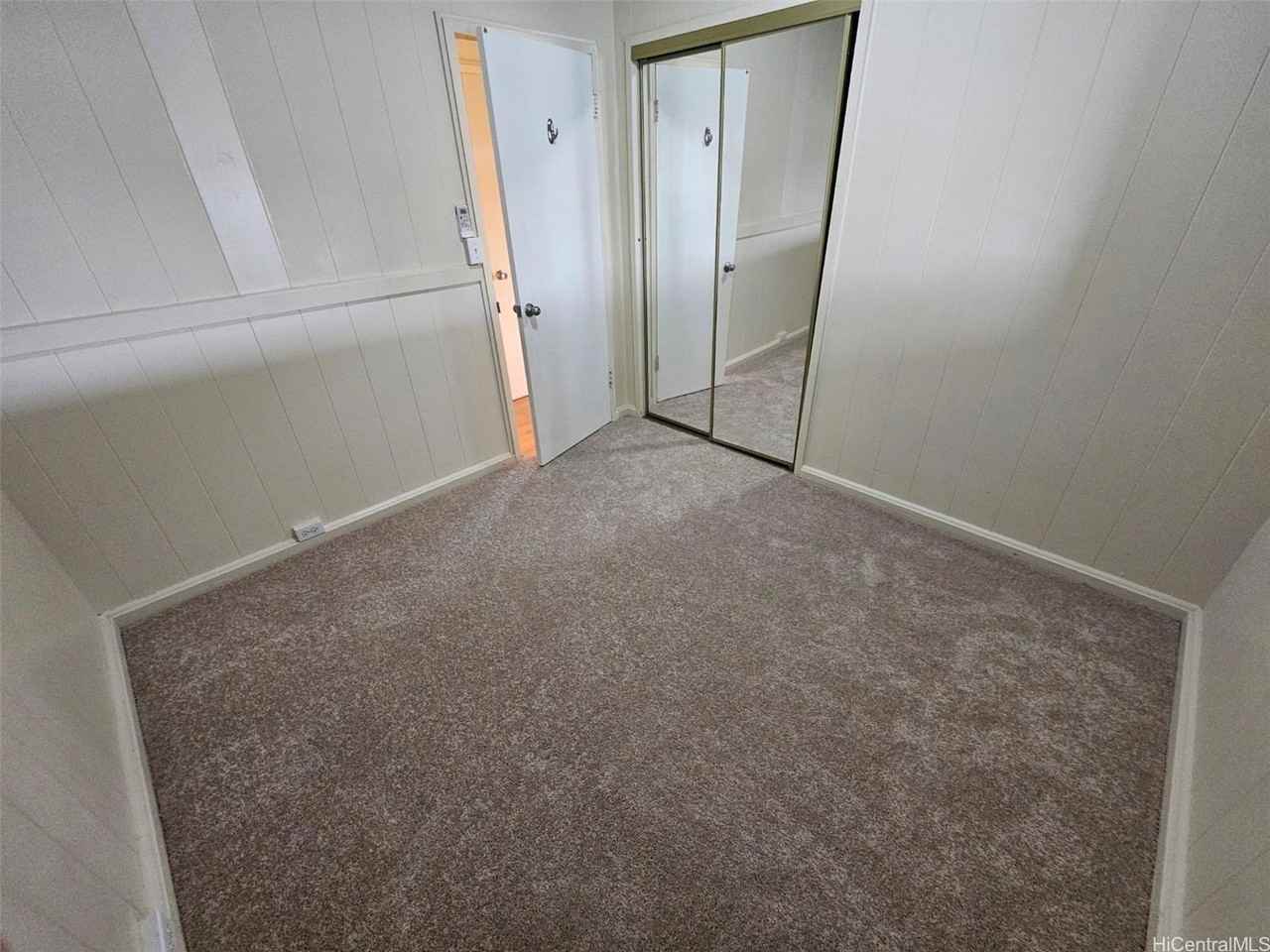 98-940 Iliee St - Photo 3 of 25