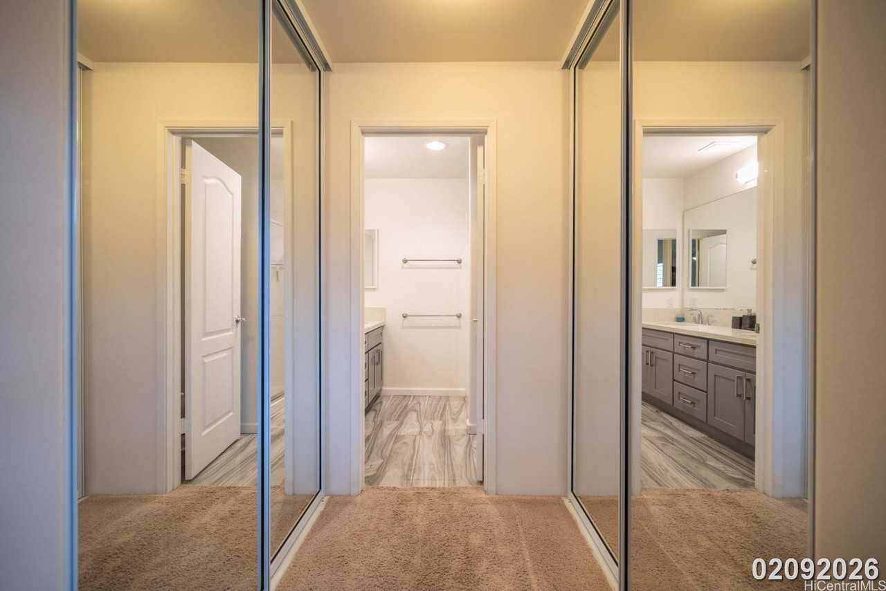 94-470 Paiwa St #5 - Photo 7 of 25