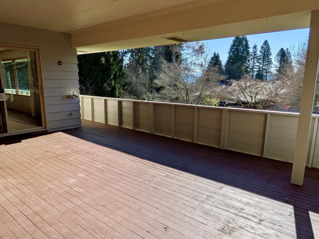 1038 Ne 19th Ave - Photo 6 of 27