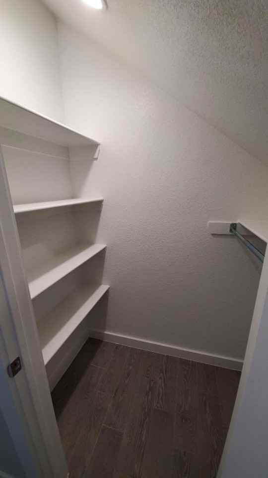 402 Barbet Dr - Photo 7 of 20