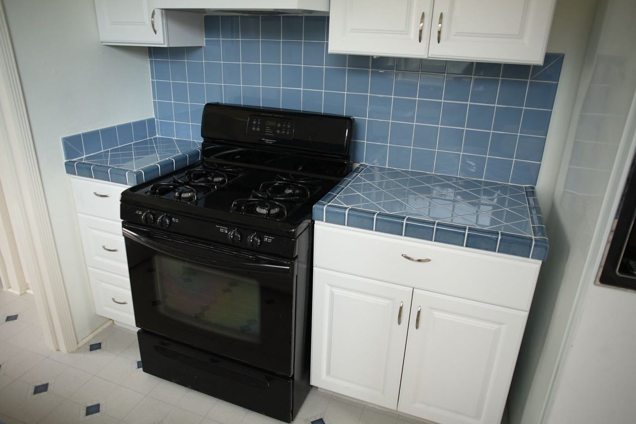 2505 20th St #2505 - Photo 6 of 8