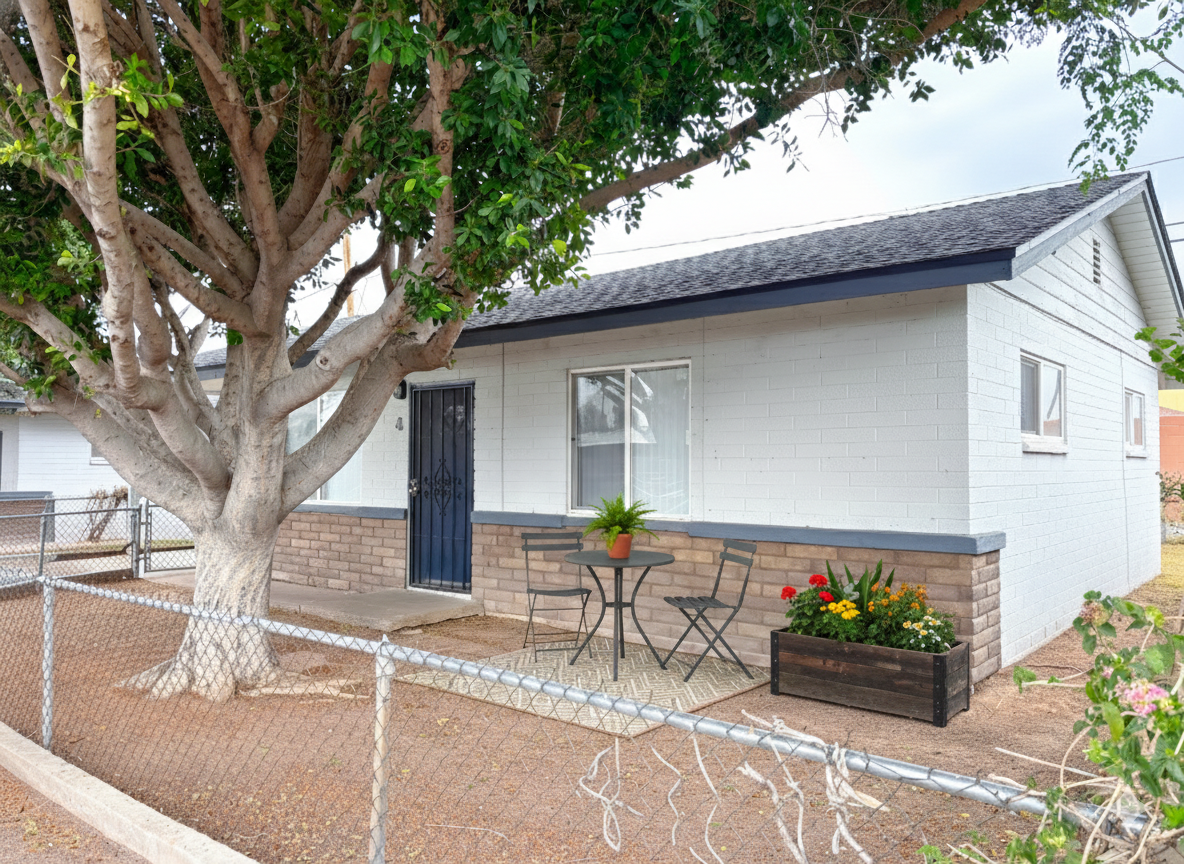 2718 N 40th St #4 - Photo 4 of 32