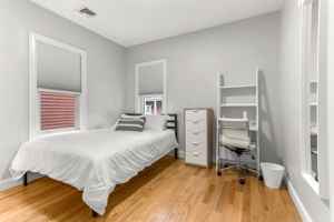 featured image of 1047 Saratoga St #2