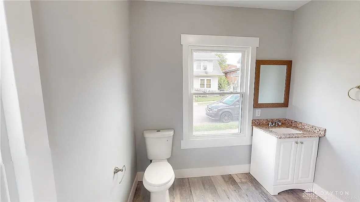 2228 Wayne Ave #NA - Photo 7 of 13