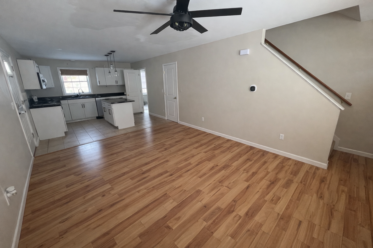 1116 Worcester St #1116 - Photo 2 of 10