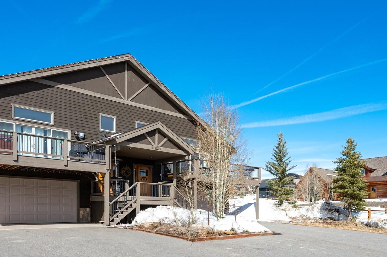 250 Bergamot Dr - Photo 7 of 18