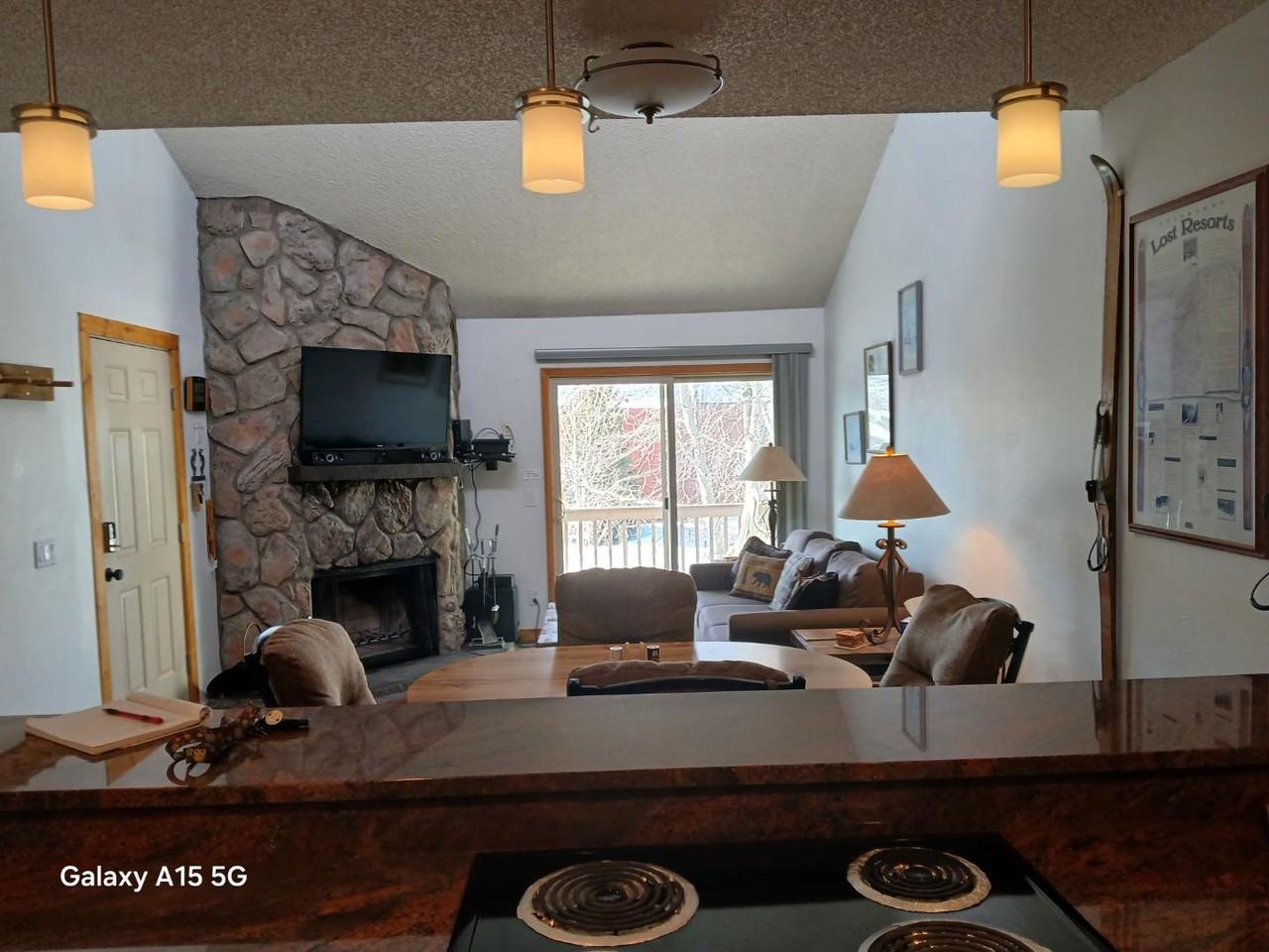 203 E Meadow Mile - Photo 6 of 13