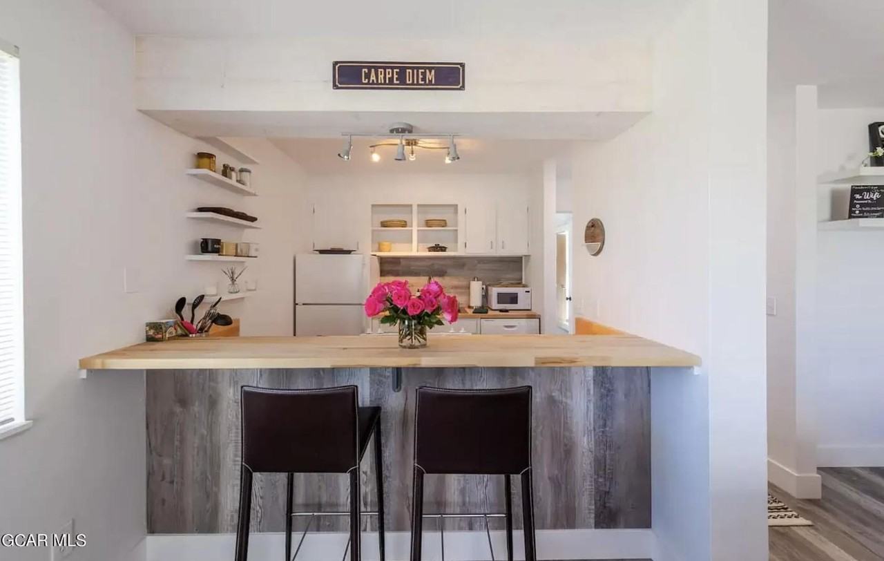 76 Gcr Mile 22 - Photo 2 of 16