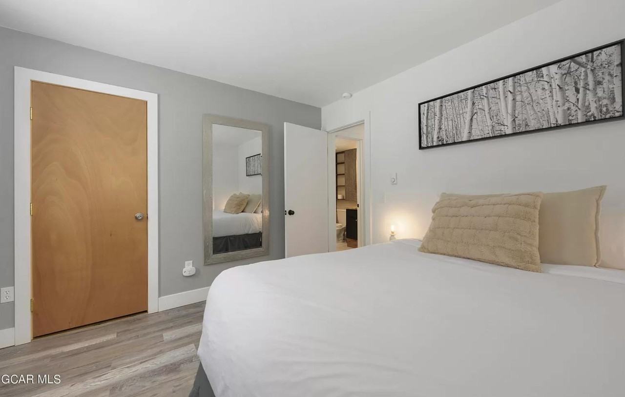 76 Gcr Mile 22 - Photo 4 of 16