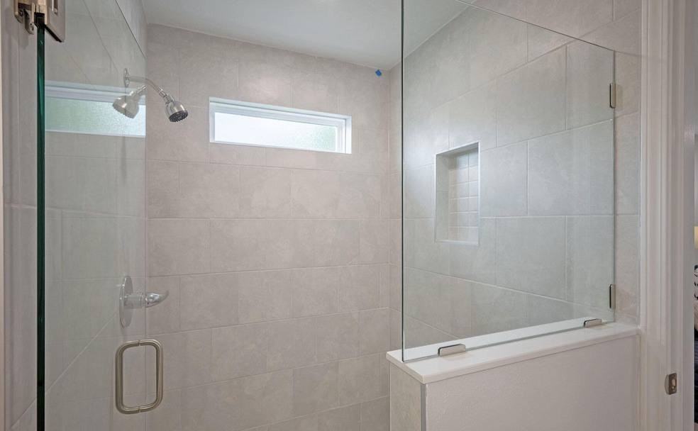 8034 Macinnes Dr E #NA - Photo 5 of 11