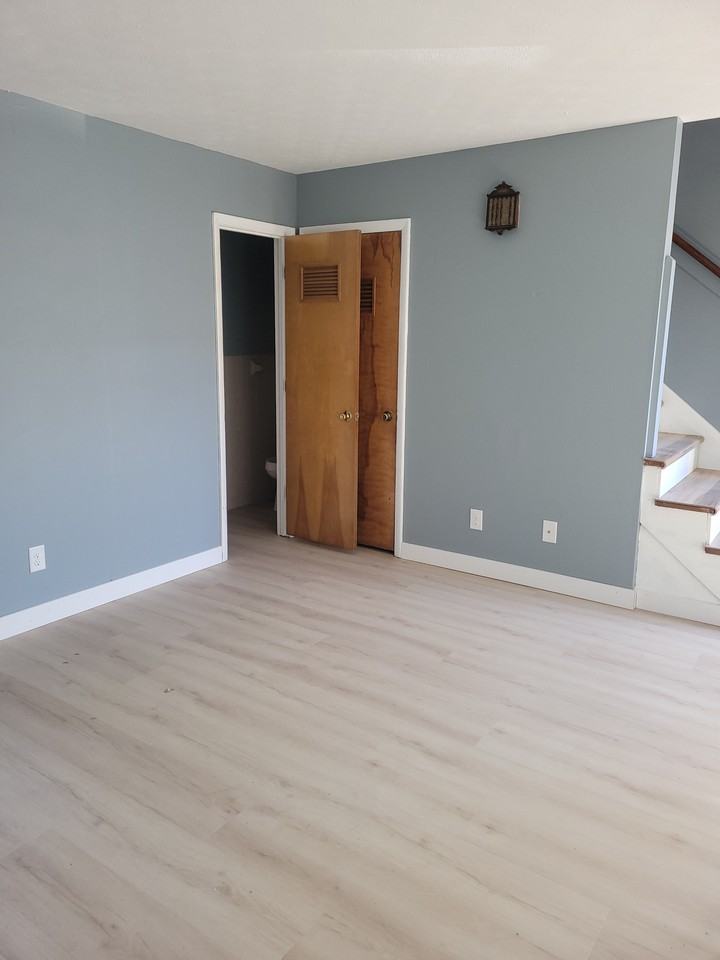 150 Springdale Ave #D3 - Photo 6 of 8