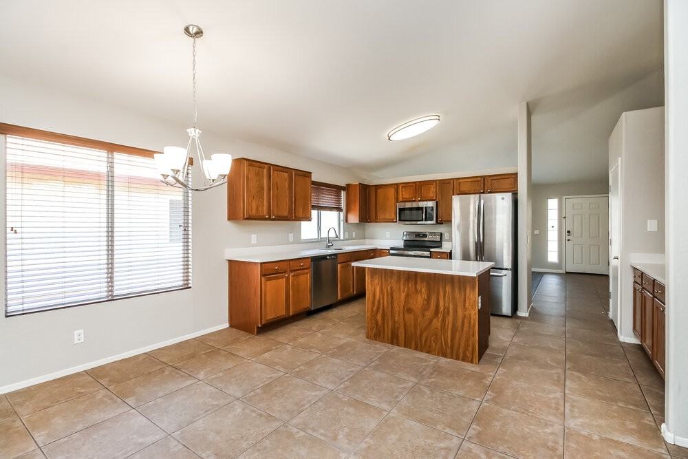 2829 W Grenadine Rd - Photo 5 of 16