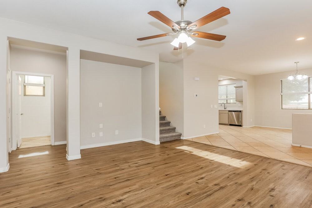 809 E Agua Fria Ln - Photo 6 of 17