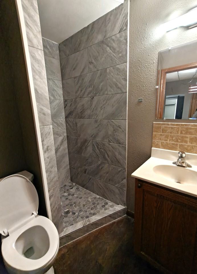 1011 E Grand Ave #NA - Photo 7 of 14