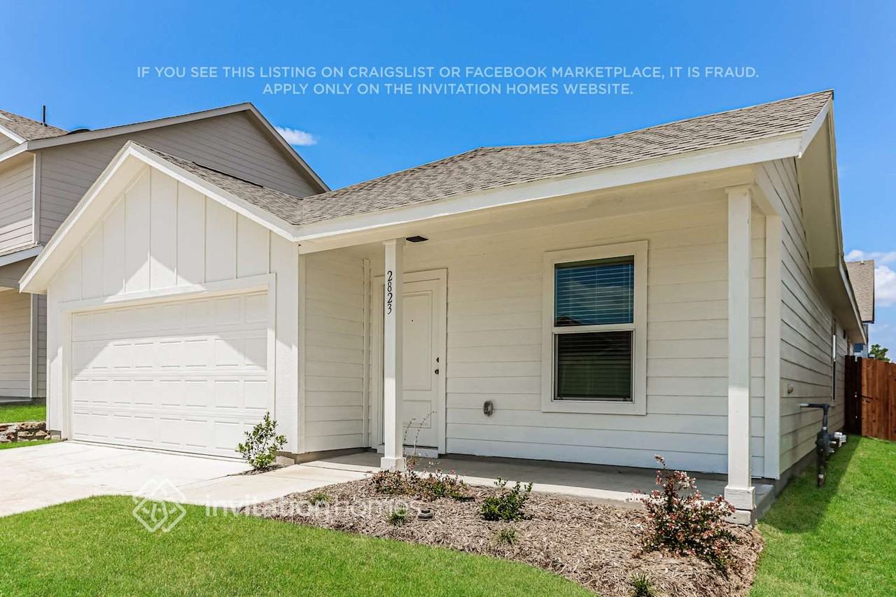 2823 Tennessee Walker Way - Photo 3 of 20