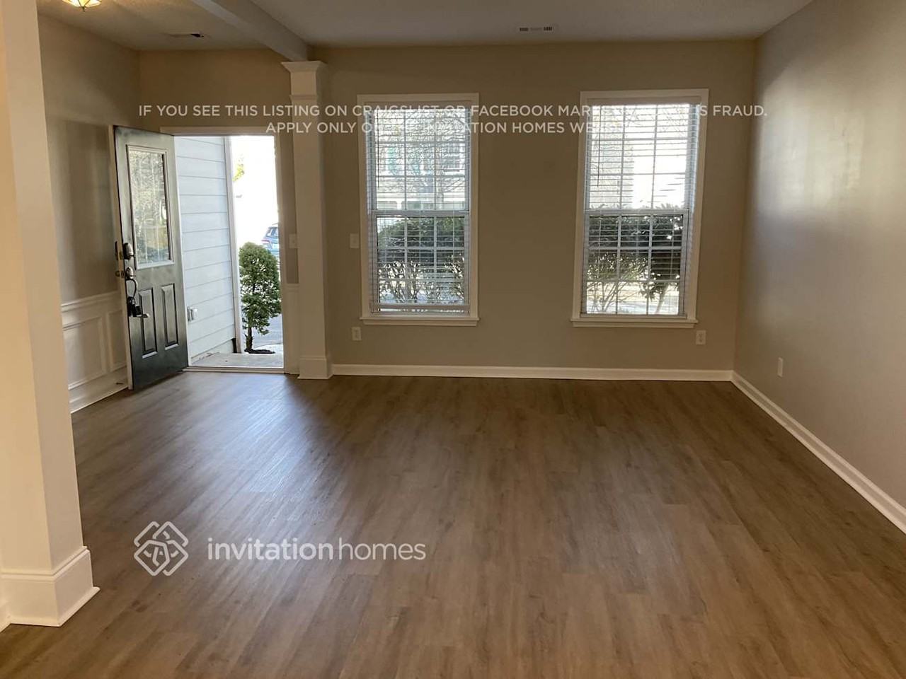 133 Wallnut Hall Cir - Photo 3 of 14