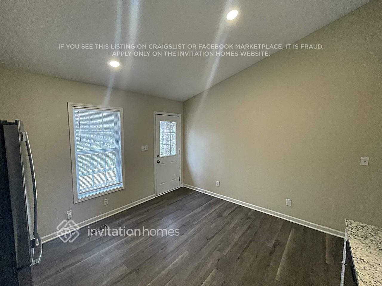 2101 Brantley Creek Dr - Photo 4 of 15