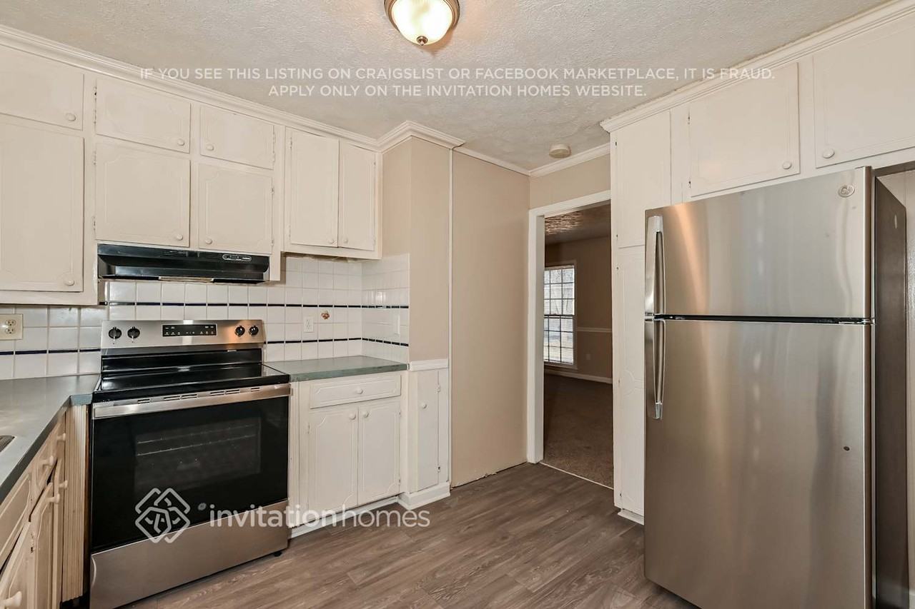 247 Sandra Dr Nw - Photo 5 of 17