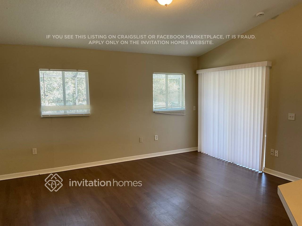 312 Hillcrest Dr - Photo 3 of 13