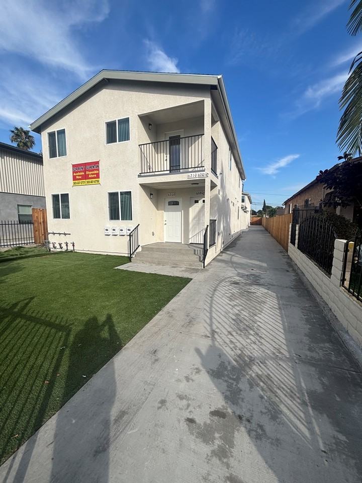 6208 Brynhurst Avenue - Photo 2 of 14