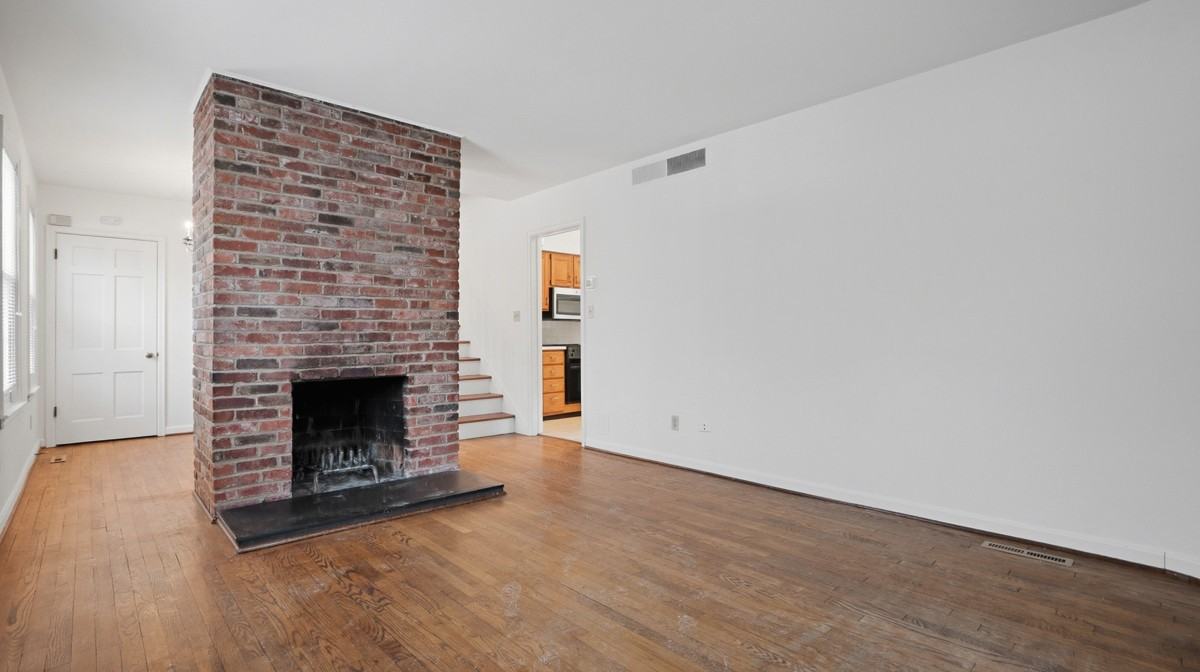 6415 Howe St #TH - Photo 7 of 30