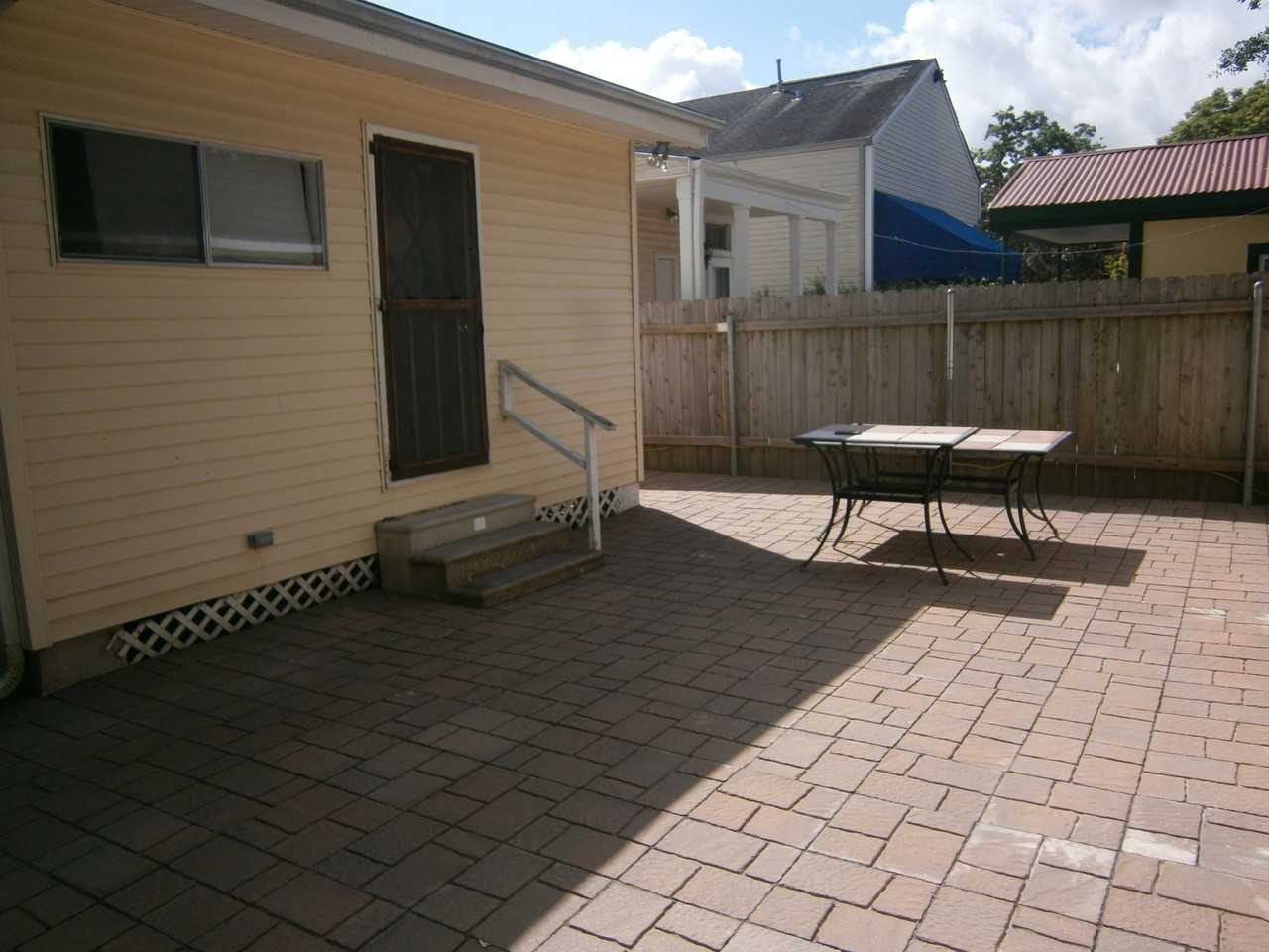 220 Amelia St #NA - Photo 2 of 28