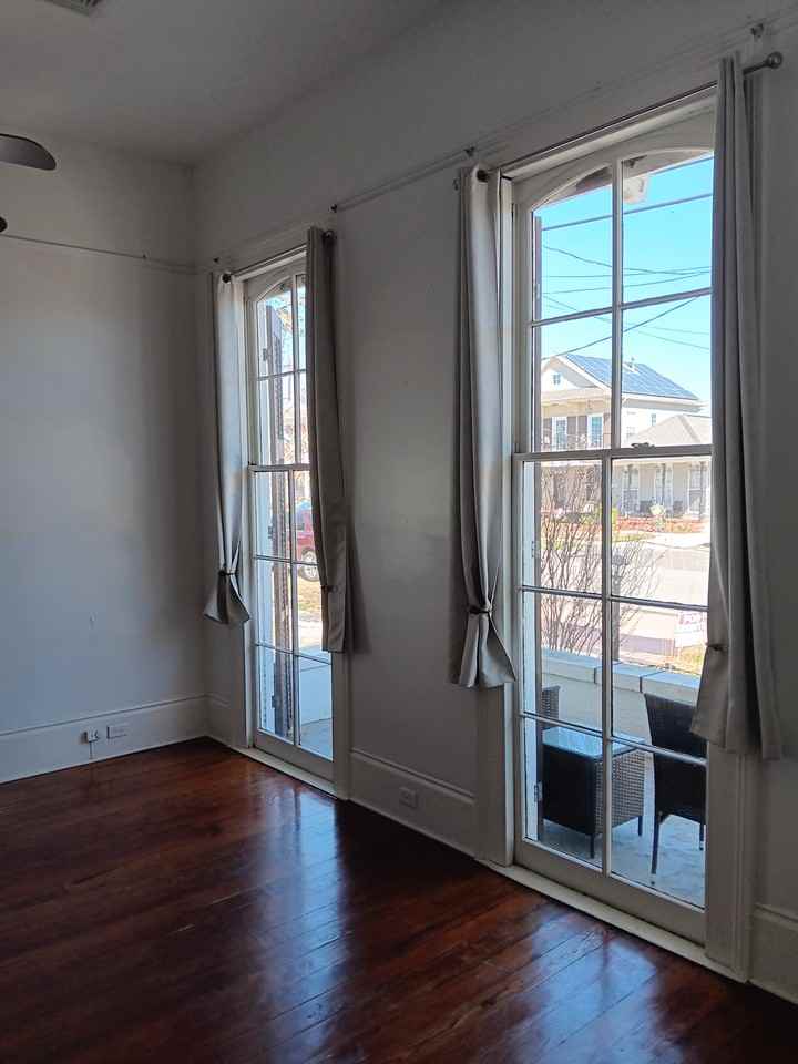 220 Amelia St #NA - Photo 5 of 28