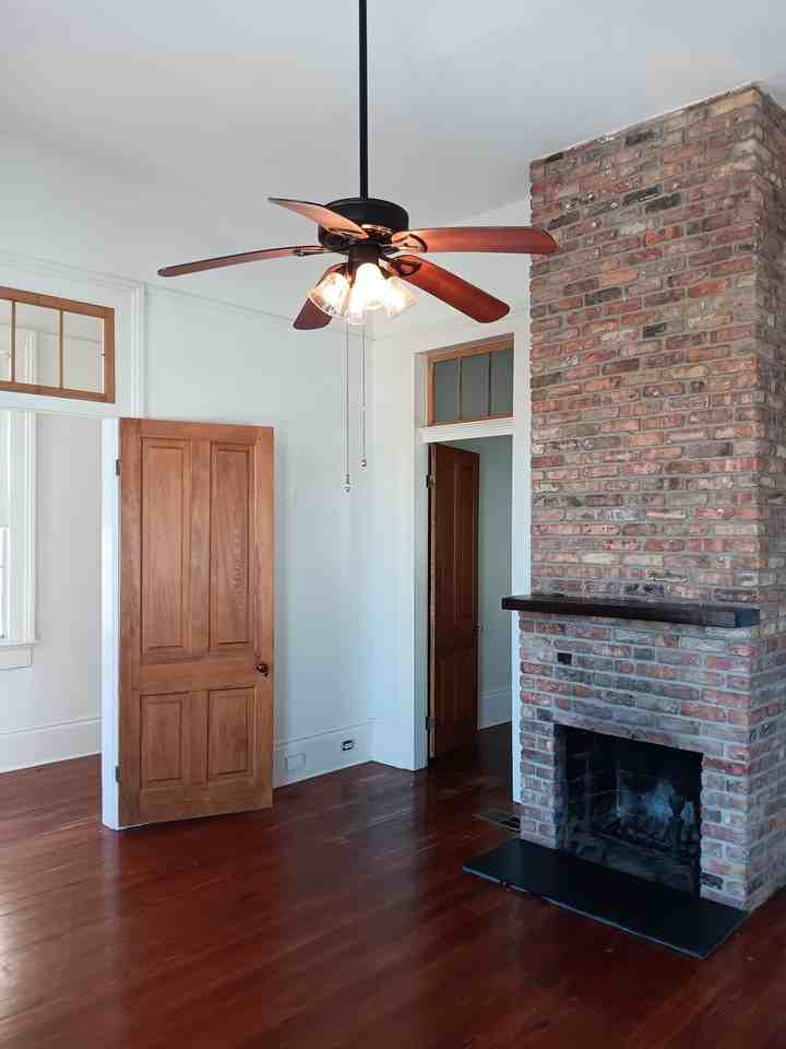 220 Amelia St #NA - Photo 6 of 28