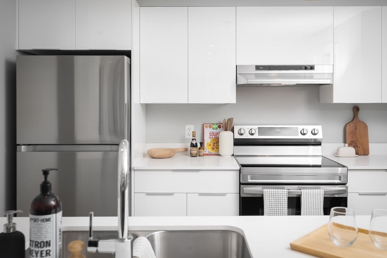 The Perennial - Photo 6 of 21