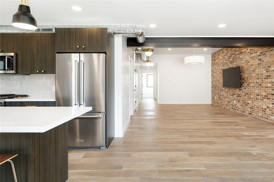 363 S Main St - Photo 2 of 25