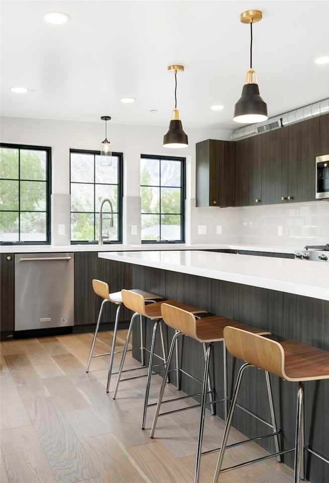 363 S Main St - Photo 3 of 25